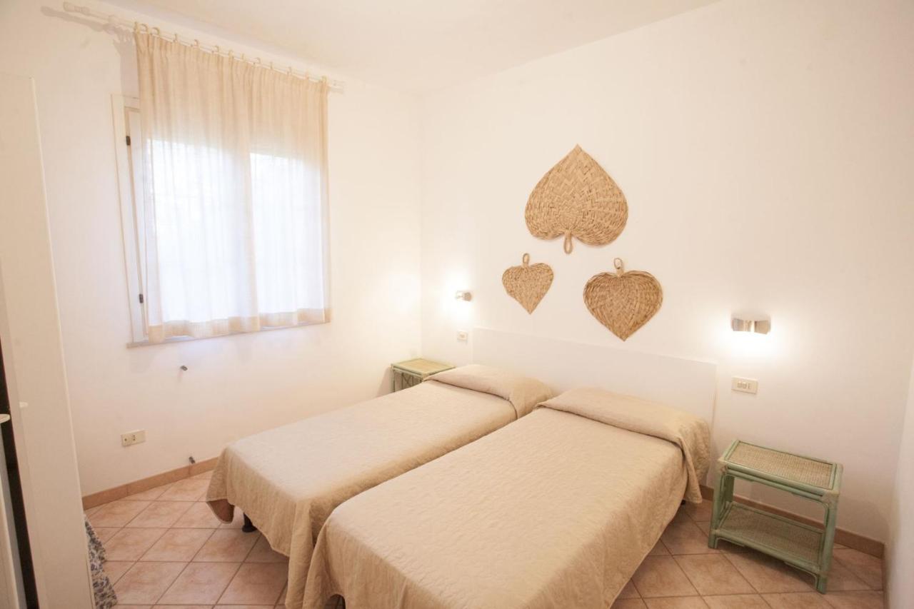 Appartamenti Villa Anna - Goelba Каполивери Екстериор снимка
