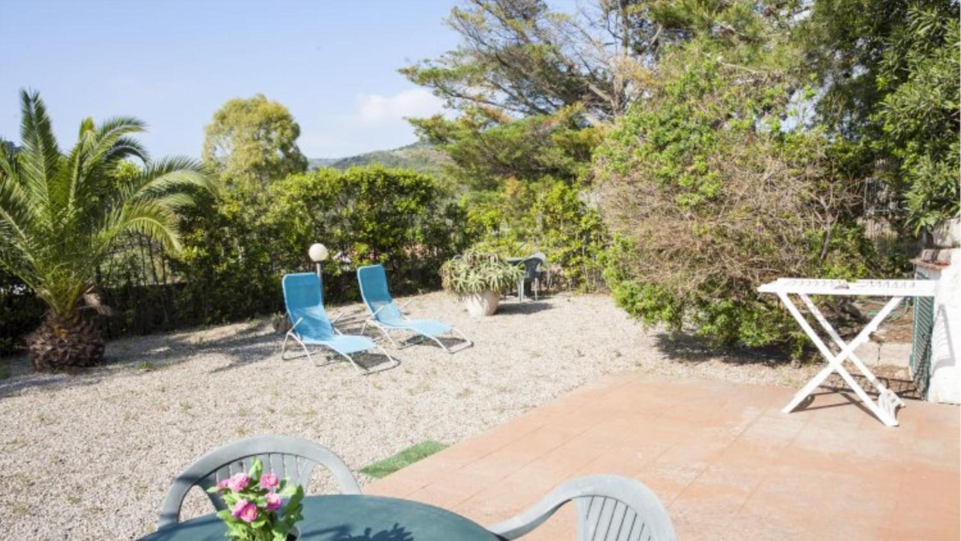 Appartamenti Villa Anna - Goelba Каполивери Екстериор снимка