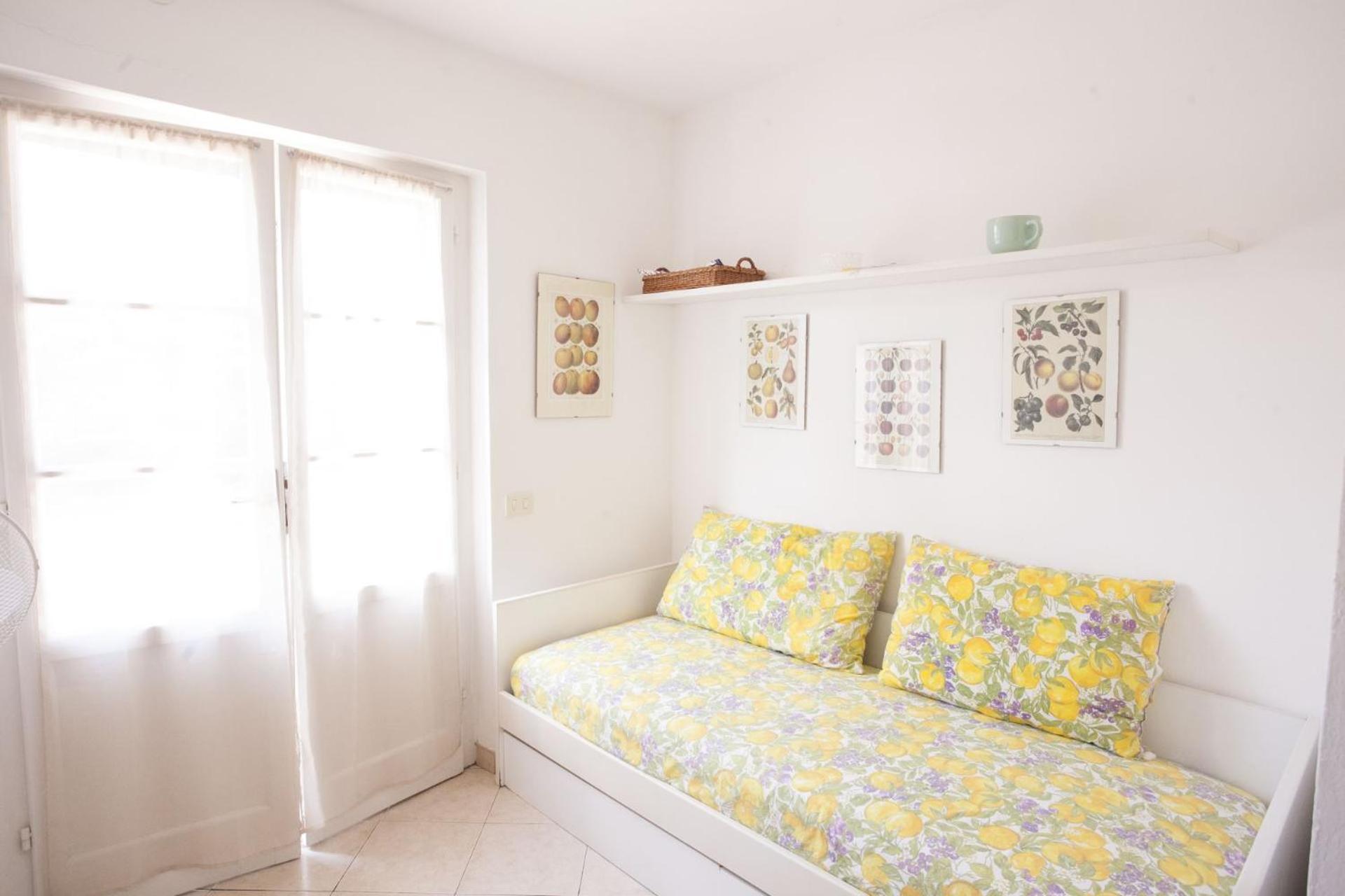 Appartamenti Villa Anna - Goelba Каполивери Екстериор снимка
