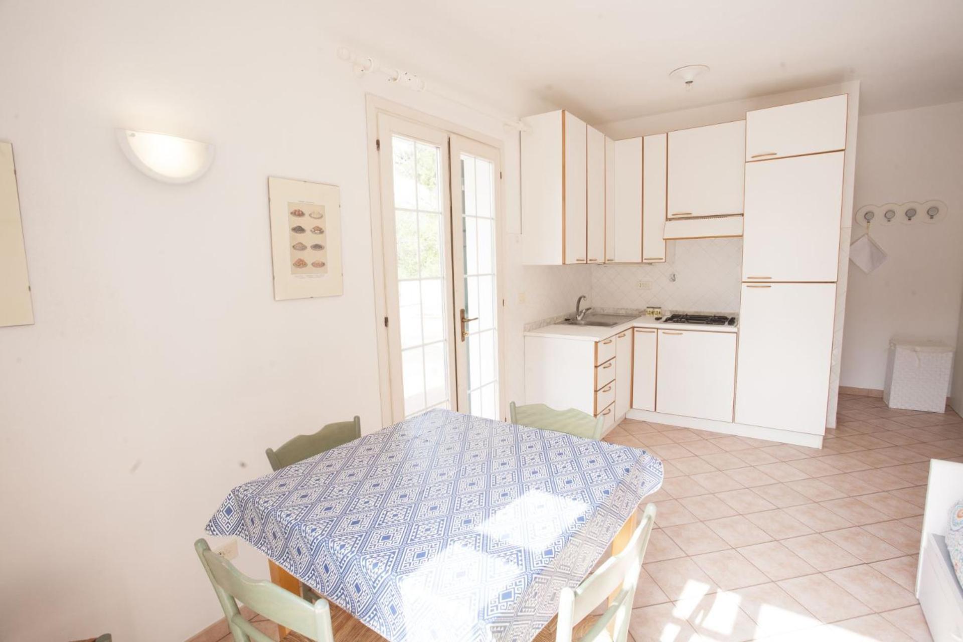 Appartamenti Villa Anna - Goelba Каполивери Екстериор снимка